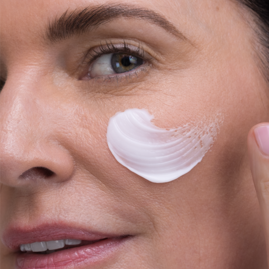 How to Moisturize Your Skin: A Dermatologist’s Guide